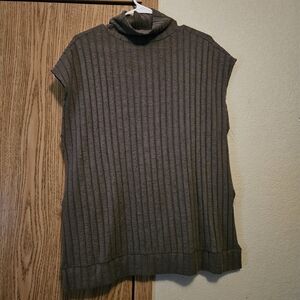 Mock Neck sleeveless top